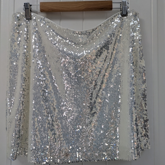 WAYF Sequin Mini Skirt in Silver - Picture 1 of 7